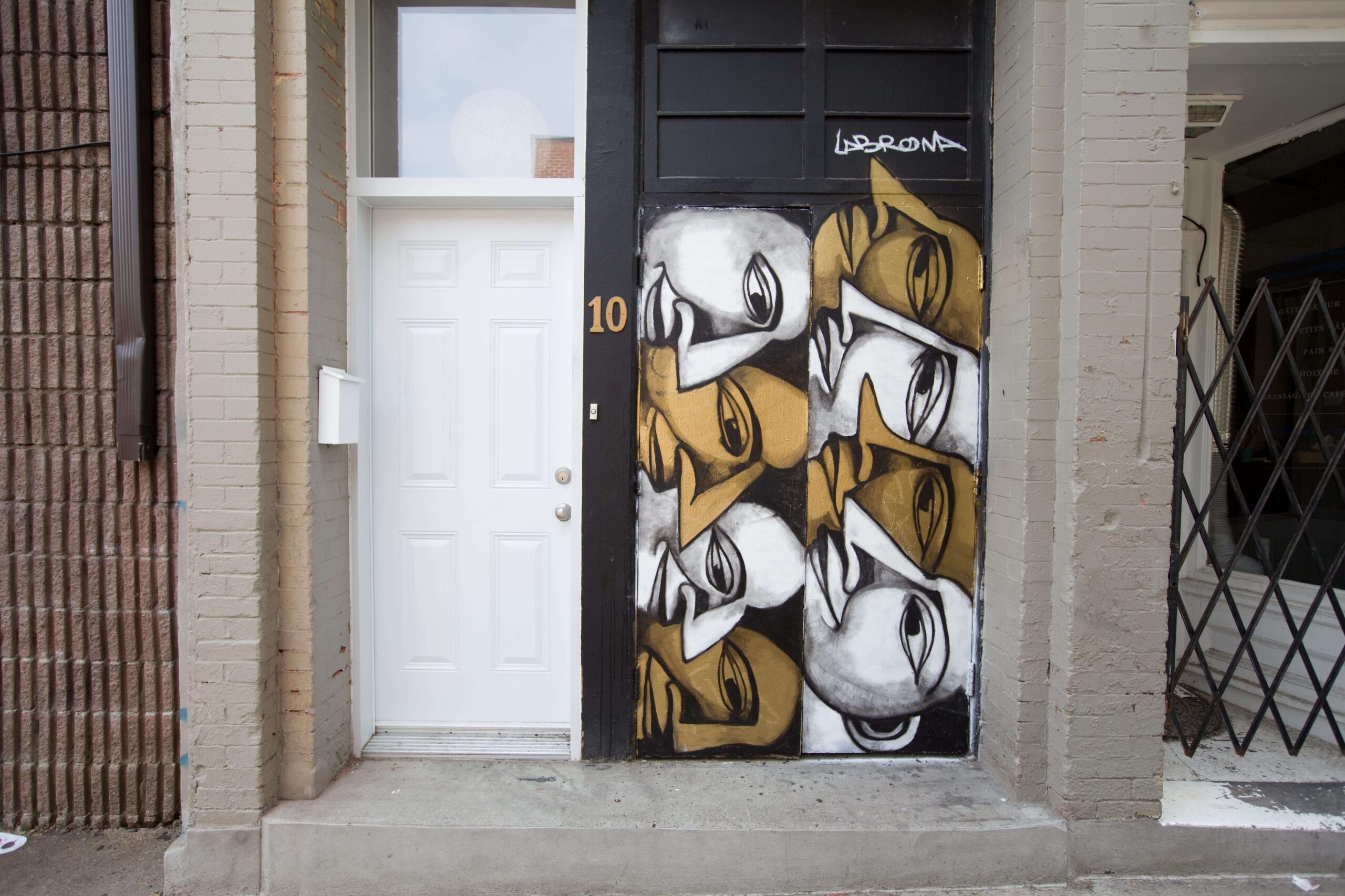 mural2014_labrona_02_photoby_andre_bathalon-1.jpg